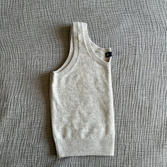 CashSoft Crop Tank Top - Large | Heather Grey - Picture 2 of 2
